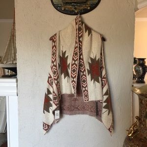 Open Front Southwestern Tribal Print Fuzzy Cardigan NWT One Size
